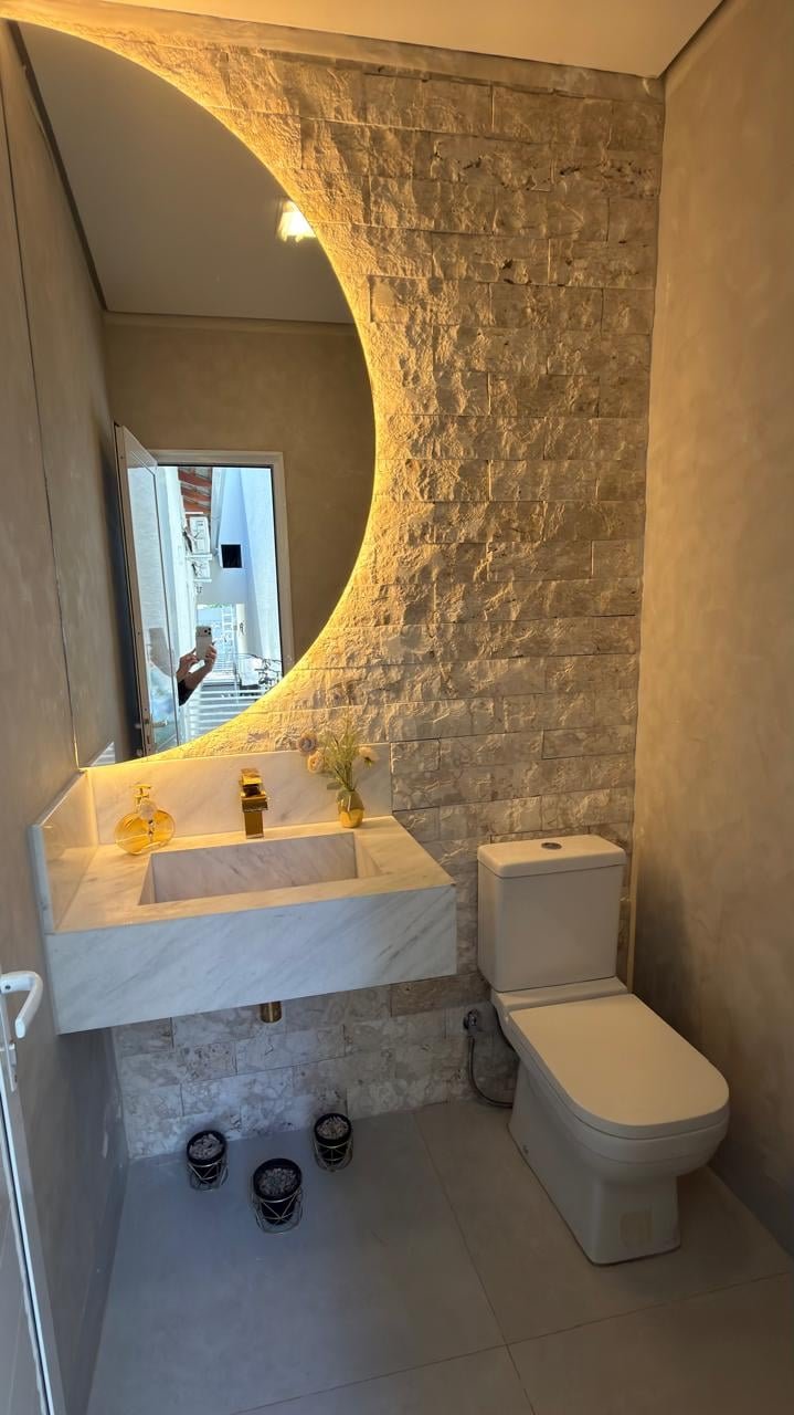 Amostra de revestimento Travertino Rockface