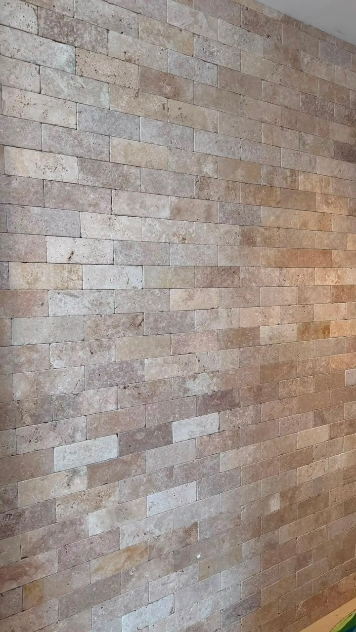 Amostra de revestimento Travertino Tijolinho Romano